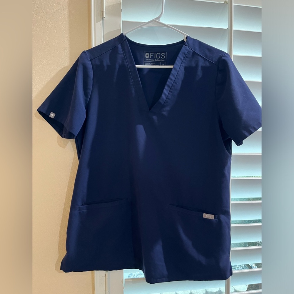 Figs Navy scrub top